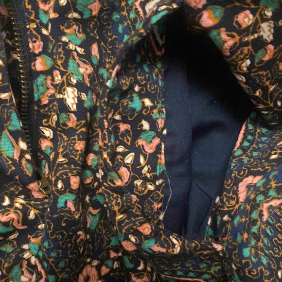 NWOT! J.CREW Navy Tropical Floral Ankle Crop Skimmer Trouser Pants 0 - Picture 5 of 9
